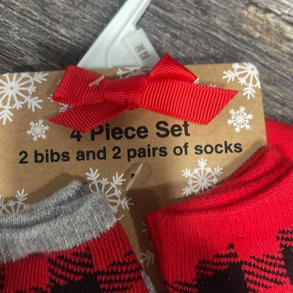 Baby’s bibs set